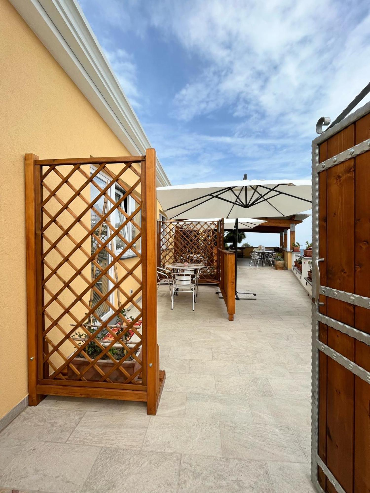 Scapriccio Relax Apartment Migliaccia Bagian luar foto